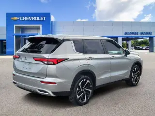 Mitsubishi Outlander 2024 SE 4dr SUV