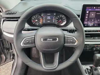 Jeep Compass 2022 Latitude 4dr SUV