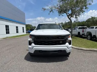 Chevrolet Silverado 1500 2022 4x4 Custom 4dr Crew Cab 5.8 ft. SB