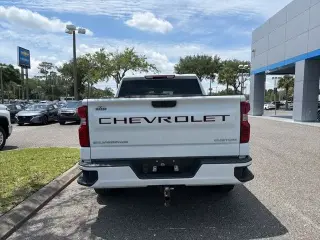 Chevrolet Silverado 1500 2022 4x4 Custom 4dr Crew Cab 5.8 ft. SB