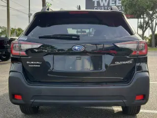 Subaru Outback 2023 AWD Premium 4dr Crossover