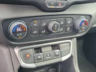 GMC Terrain 2024 SLT 4dr SUV