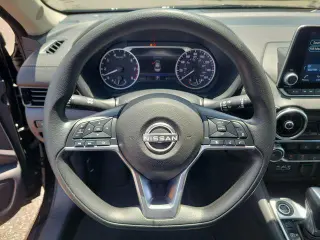 Nissan Sentra 2024 SV 4dr Sedan