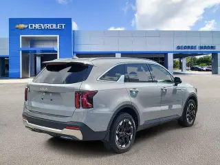 Kia Sorento 2024 S 4dr SUV