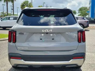 Kia Sorento 2024 S 4dr SUV