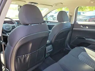 Kia K5 2026 LXS 4dr Sedan