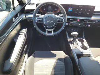 Kia K5 2026 LXS 4dr Sedan