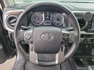 Toyota Tacoma 2022 4x2 SR5 V6 4dr Double Cab 5.0 ft SB