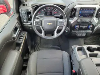 Chevrolet Silverado 1500 Limited 2022 4x4 LT 4dr Crew Cab 5.8 ft. SB w/2FL