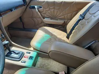 Mercedes-Benz 380-Class 1985 380 SL 2dr Convertible