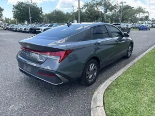 Hyundai ELANTRA Hybrid 2025 Blue 4dr Sedan