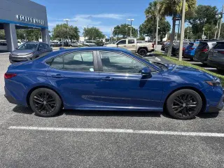 Toyota Camry 2025 SE 4dr Sedan
