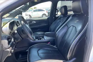 Chrysler Pacifica Hybrid 2022 Limited 4dr Mini-Van