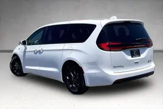 Chrysler Pacifica Hybrid 2022 Limited 4dr Mini-Van
