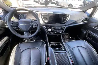 Chrysler Pacifica Hybrid 2022 Limited 4dr Mini-Van