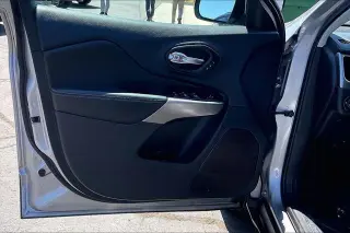 Jeep Cherokee 2019 Limited 4dr SUV