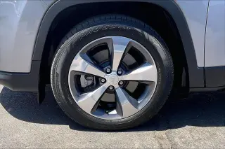 Jeep Cherokee 2019 Limited 4dr SUV