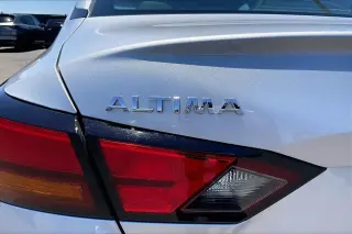Nissan Altima 2020 2.5 SR 4dr Sedan