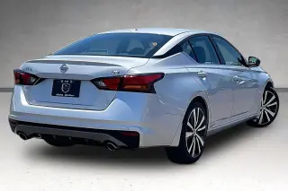 Nissan Altima 2020 2.5 SR 4dr Sedan