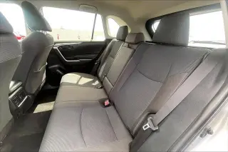 Toyota RAV4 2024 AWD LE 4dr SUV