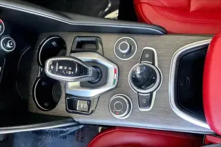Alfa Romeo Giulia 2021 Ti 4dr Sedan