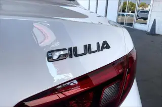 Alfa Romeo Giulia 2021 Ti 4dr Sedan