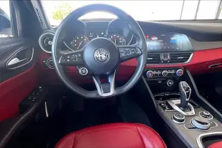 Alfa Romeo Giulia 2021 Ti 4dr Sedan