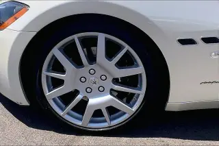 Maserati GranTurismo 2009 2dr Coupe
