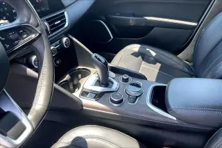 Alfa Romeo Giulia 2022 Ti 4dr Sedan