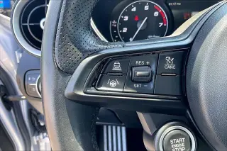 Alfa Romeo Giulia 2022 Ti 4dr Sedan