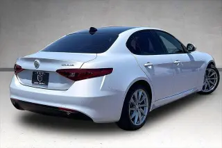 Alfa Romeo Giulia 2022 Ti 4dr Sedan