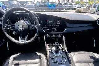 Alfa Romeo Giulia 2022 Ti 4dr Sedan
