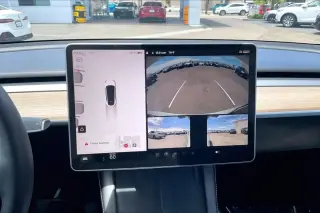 Tesla Model Y 2023 AWD Long Range 4dr Crossover