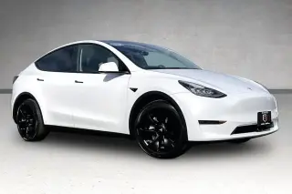 Tesla Model Y 2023 AWD Long Range 4dr Crossover