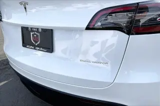 Tesla Model Y 2023 AWD Long Range 4dr Crossover