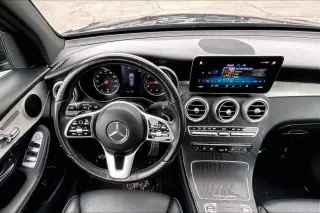 Mercedes-Benz GLC 2022 GLC 300 4dr SUV
