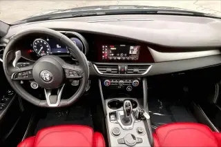 Alfa Romeo Giulia 2024 AWD Veloce 4dr Sedan