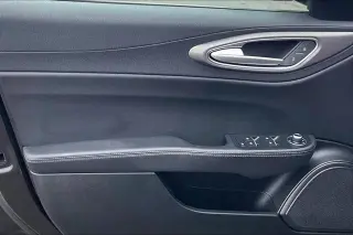 Alfa Romeo Giulia 2024 AWD Veloce 4dr Sedan