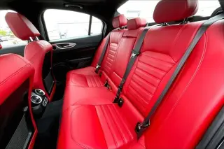 Alfa Romeo Giulia 2024 AWD Veloce 4dr Sedan