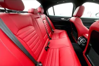 Alfa Romeo Giulia 2024 AWD Veloce 4dr Sedan