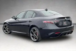 Alfa Romeo Giulia 2024 AWD Veloce 4dr Sedan