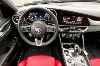 Alfa Romeo Giulia 2024 AWD Veloce 4dr Sedan