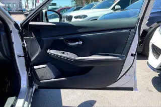 Nissan Sentra 2021 SV 4dr Sedan