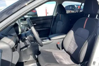 Nissan Sentra 2025 SR 4dr Sedan