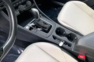 Volkswagen Jetta 2019 R-Line 4dr Sedan ULEV