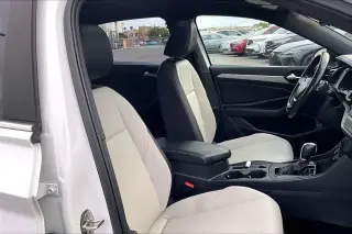 Volkswagen Jetta 2019 R-Line 4dr Sedan ULEV