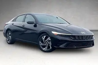 Hyundai ELANTRA 2025 Limited 4dr Sedan