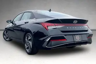 Hyundai ELANTRA 2025 Limited 4dr Sedan