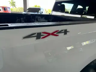 Chevrolet Silverado 1500 2025 4x4 Custom 4dr Crew Cab 5.8 ft. SB