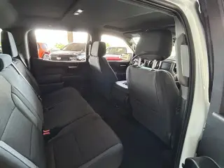 Chevrolet Silverado 1500 2025 4x4 Custom 4dr Crew Cab 5.8 ft. SB